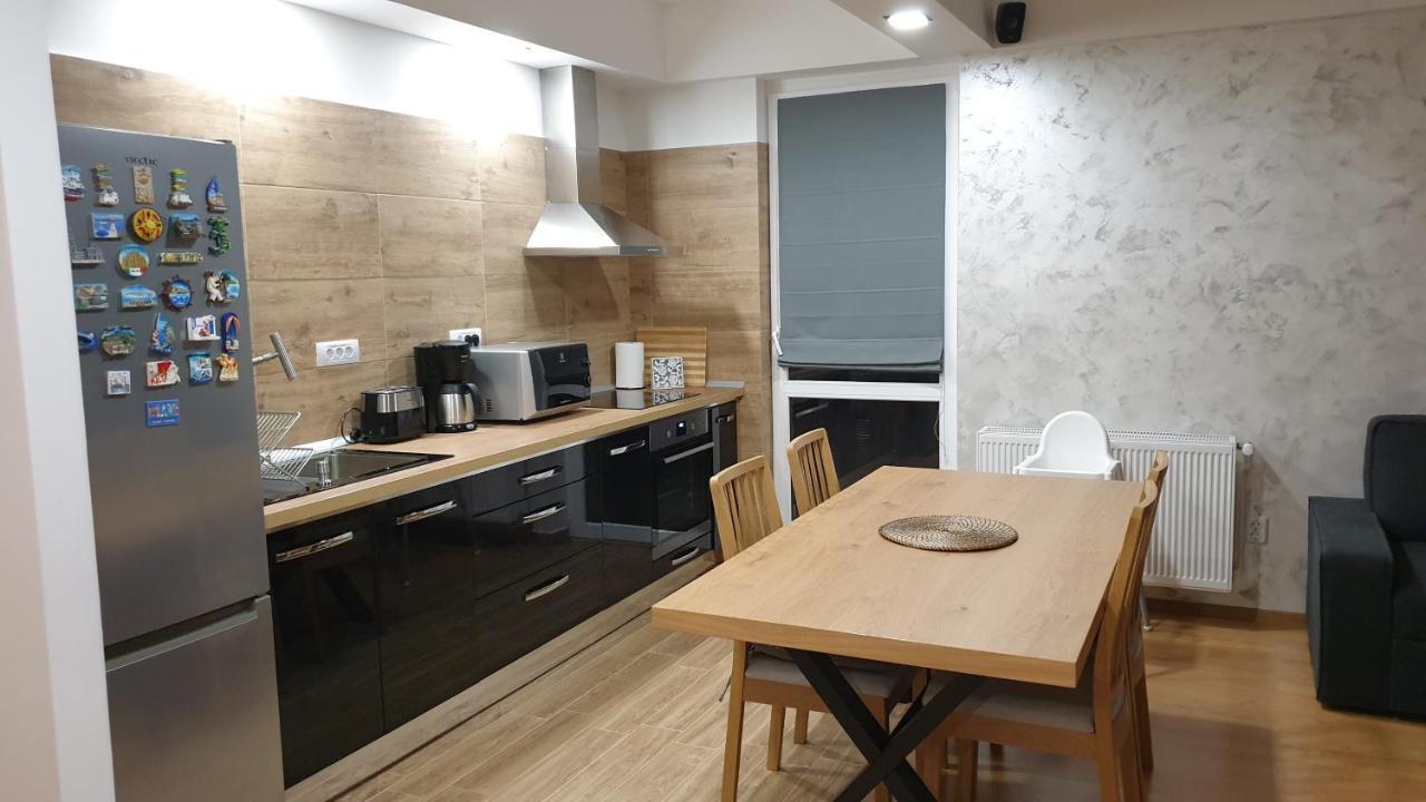 Criss Apartament ซินายา ภายนอก รูปภาพ